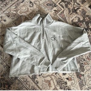 CALVIN KLEIN cropped sweatshirt